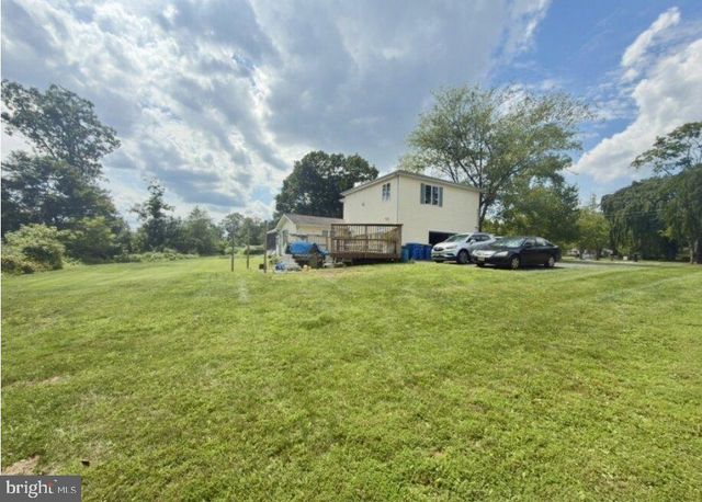 24 BEARDSLEE RD, Millstone, NJ 08844