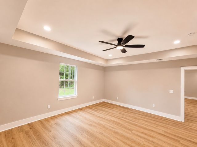 1116 Manley Loop, Dickson, TN 37055