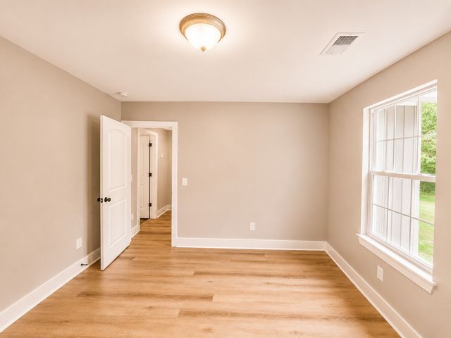 1116 Manley Loop, Dickson, TN 37055
