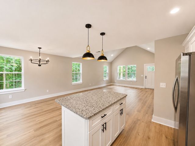 1116 Manley Loop, Dickson, TN 37055