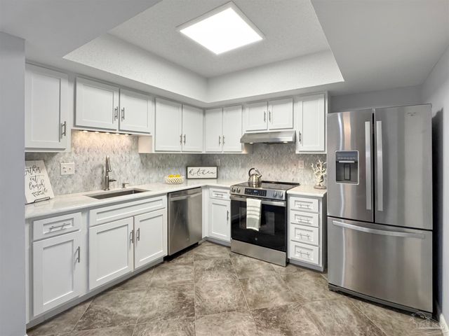 615 Bayshore Dr 803, Pensacola, FL 32507