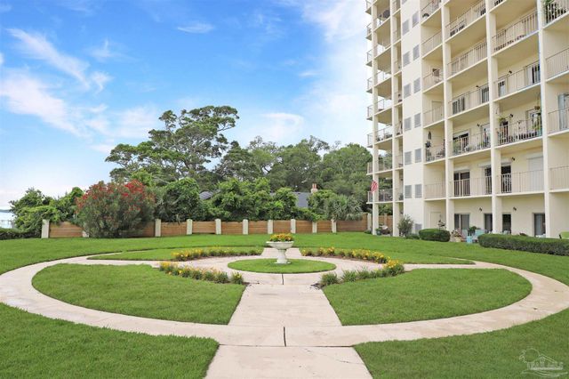 615 Bayshore Dr 803, Pensacola, FL 32507
