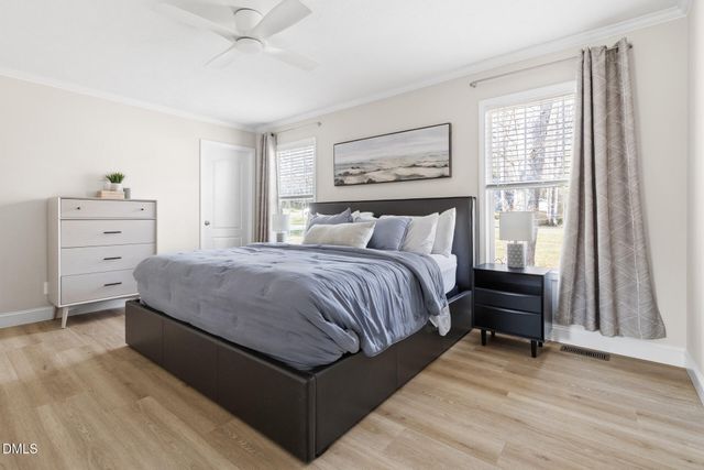 825 Latimer Street, Hillsborough, NC 27278