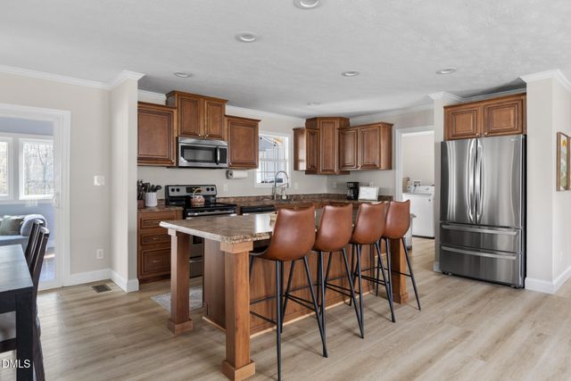 825 Latimer Street, Hillsborough, NC 27278