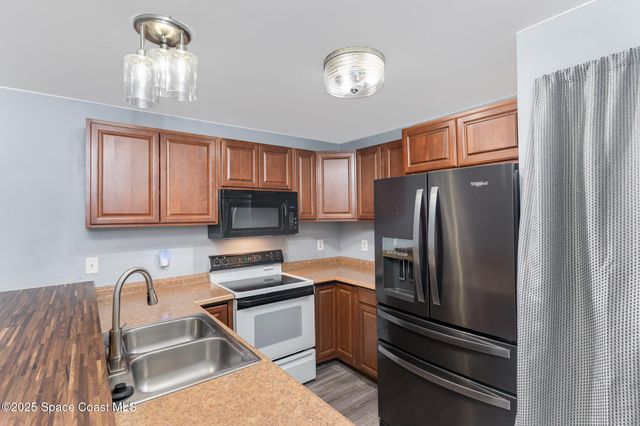 1040 Abada Court NE 109, Palm Bay, FL 32905