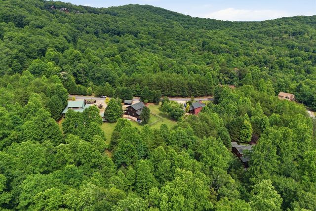 365 Sweetbay Drive, Blairsville, GA 30512