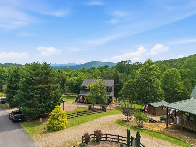365 Sweetbay Drive, Blairsville, GA 30512