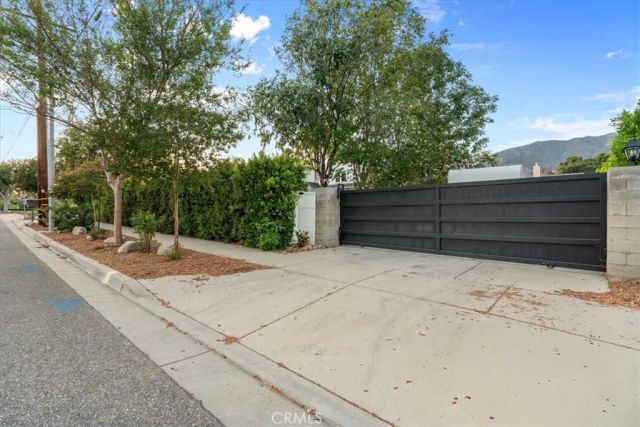 765 W 22nd Street, Upland, CA 91784