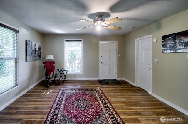 1422 Brawne Avenue NW, Olympia, WA 98502