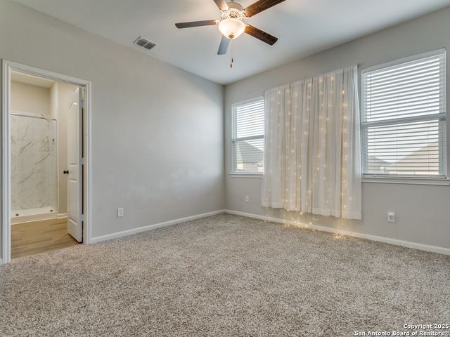 9219 Foxing Blf, Converse, TX 78109