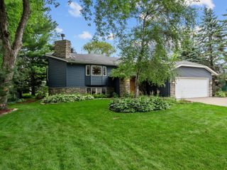 1973 Campbell Circle, White Bear Lake, MN 55110