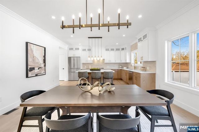 12 Cameron Road, Tenafly, NJ 07670