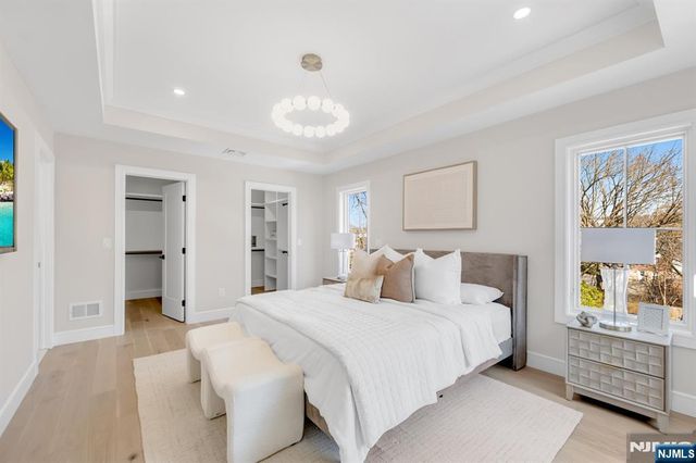 12 Cameron Road, Tenafly, NJ 07670