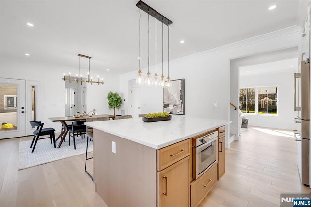 12 Cameron Road, Tenafly, NJ 07670