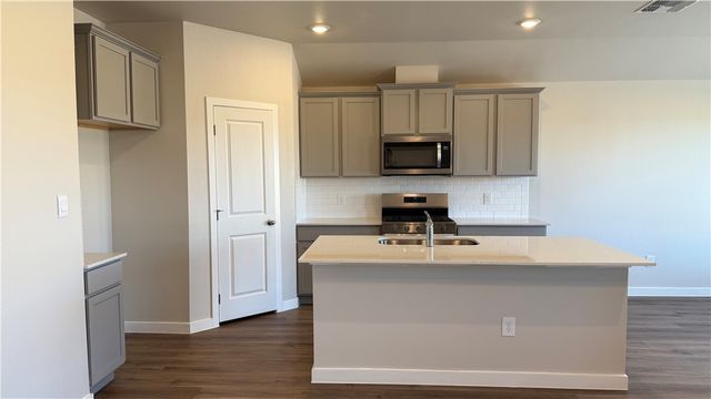 1306 Remys Way, Corpus Christi, TX 7841