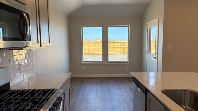 1306 Remys Way, Corpus Christi, TX 7841