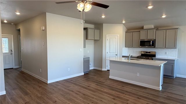 1306 Remys Way, Corpus Christi, TX 7841