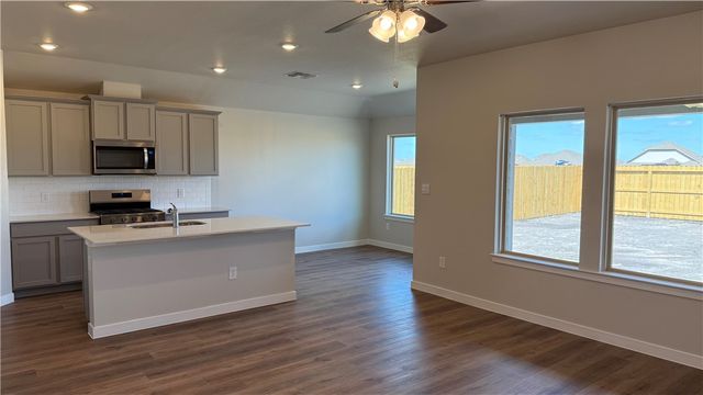 1306 Remys Way, Corpus Christi, TX 7841