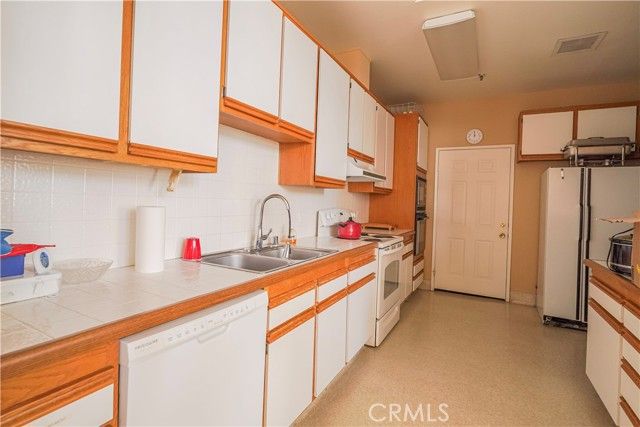 601 Bermuda, Hemet, CA 92543