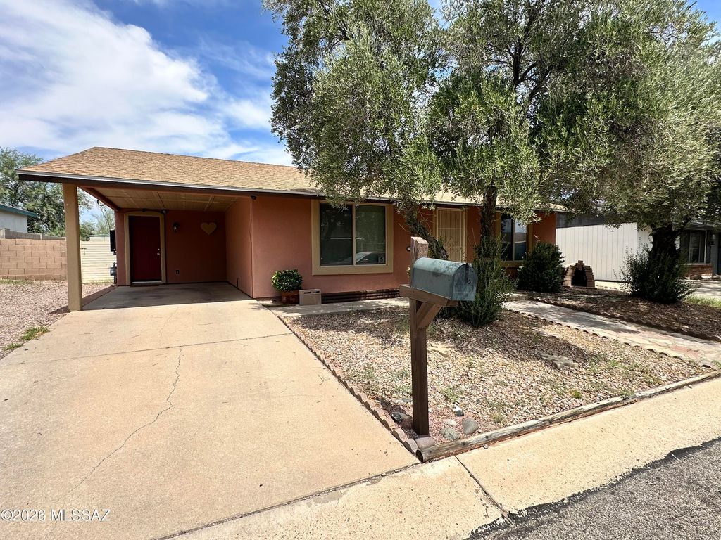 2548 W Vereda De La Tierra, Tucson, AZ 85746