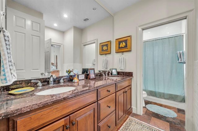 1031 GUERNSEY STREET, Orlando, FL 32804