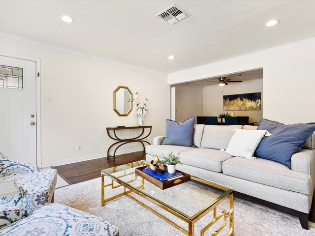 1813 Martel Avenue, Fort Worth, TX 76103