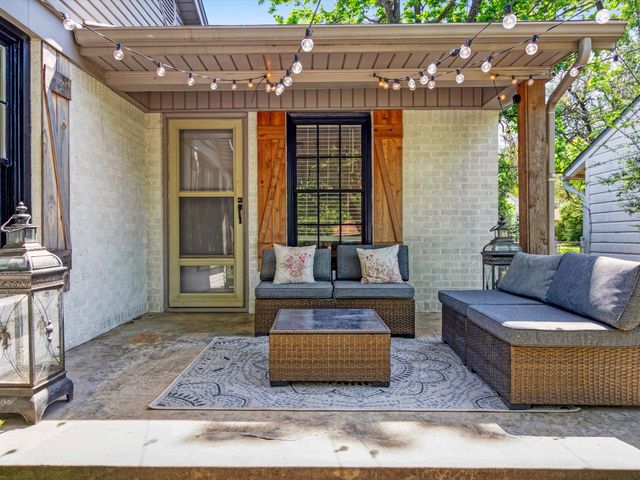 1813 Martel Avenue, Fort Worth, TX 76103