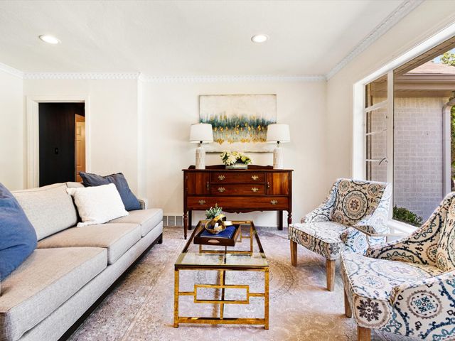 1813 Martel Avenue, Fort Worth, TX 76103