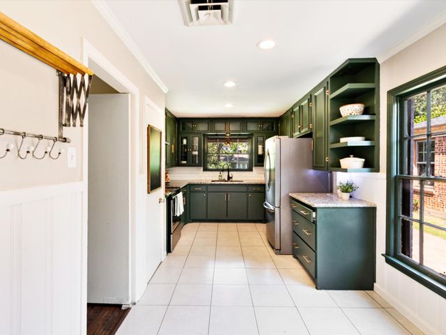 1813 Martel Avenue, Fort Worth, TX 76103