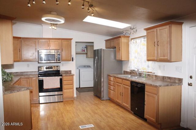 17202 N 66TH Drive, Glendale, AZ 85308
