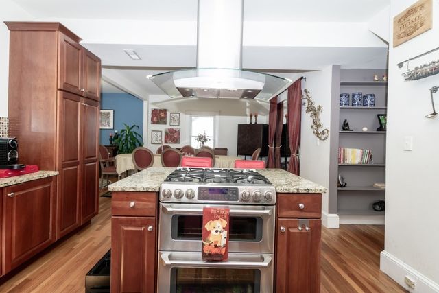 419 Lowell Ave, Newton, MA 02460