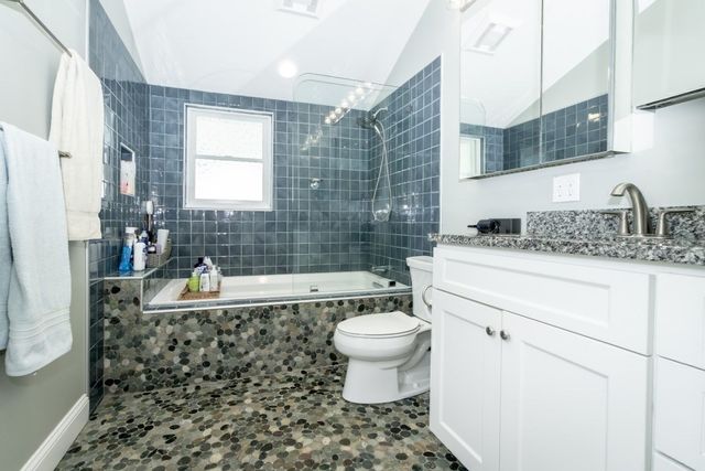 419 Lowell Ave, Newton, MA 02460