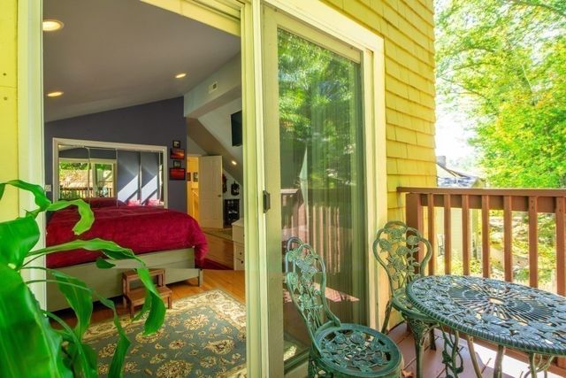 419 Lowell Ave, Newton, MA 02460