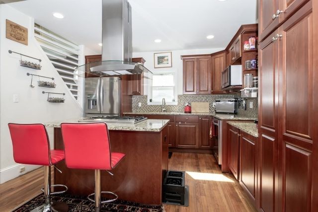 419 Lowell Ave, Newton, MA 02460