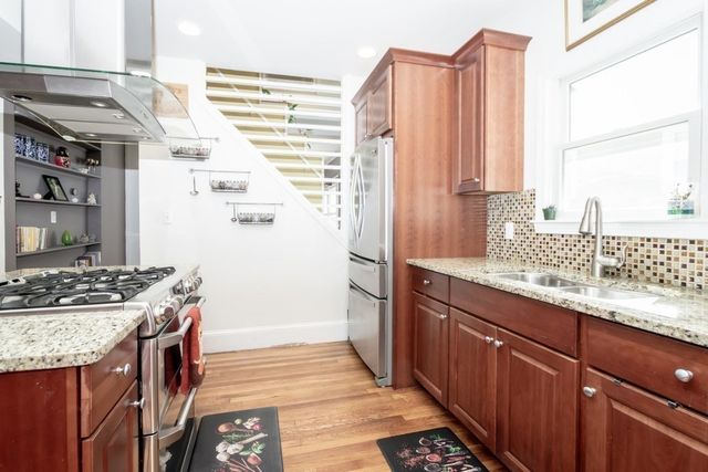 419 Lowell Ave, Newton, MA 02460