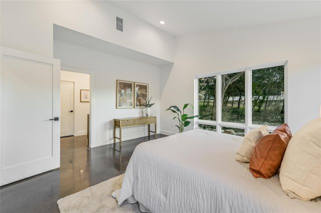 321 Tulley CT, Wimberley, TX 78676