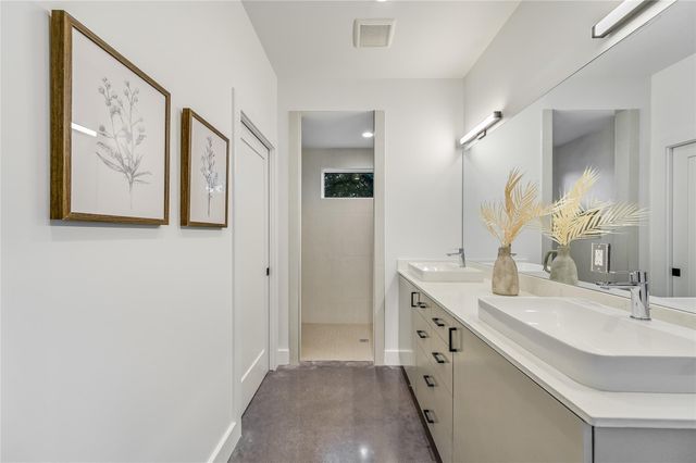 321 Tulley CT, Wimberley, TX 78676