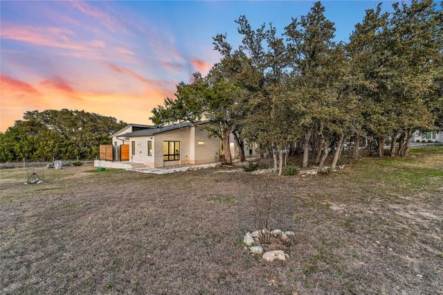 321 Tulley CT, Wimberley, TX 78676