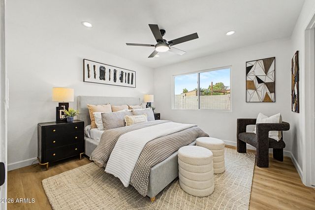 4916 W GROVERS Avenue, Glendale, AZ 85308