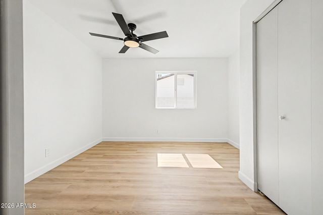 4916 W GROVERS Avenue, Glendale, AZ 85308