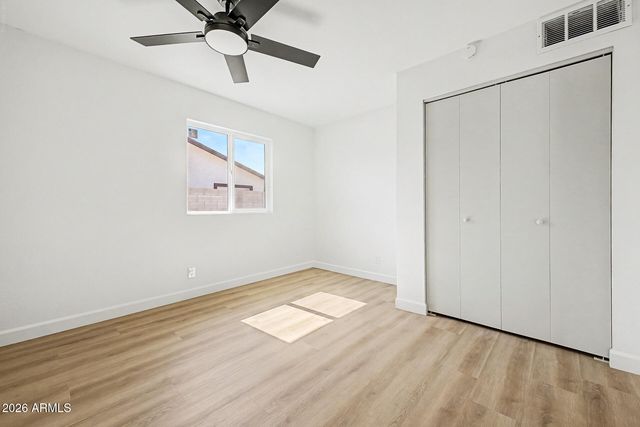 4916 W GROVERS Avenue, Glendale, AZ 85308