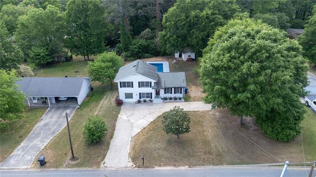 875 White Oak Court, Lawrenceville, GA 30046