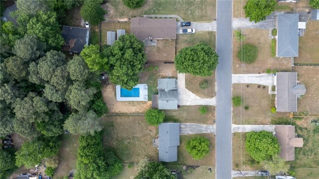 875 White Oak Court, Lawrenceville, GA 30046