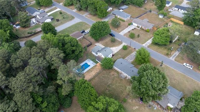 875 White Oak Court, Lawrenceville, GA 30046