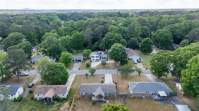 875 White Oak Court, Lawrenceville, GA 30046