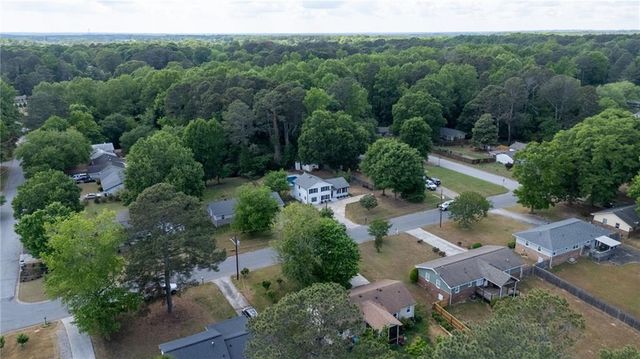 875 White Oak Court, Lawrenceville, GA 30046