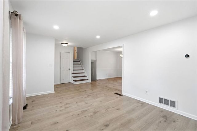875 White Oak Court, Lawrenceville, GA 30046