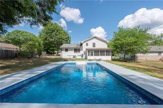 875 White Oak Court, Lawrenceville, GA 30046