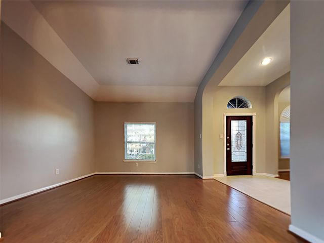 18407 Bluewater Cove Drive, Humble, TX 77346