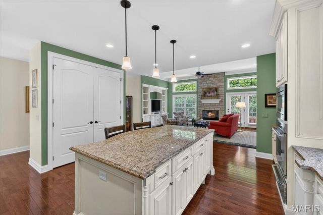 25 Magnolia Drive, St Louis, MO 63124